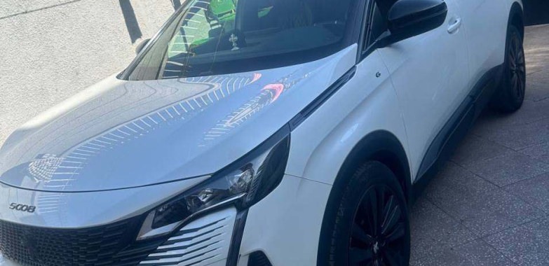 URGENT SALE: 2022 Peugeot 5008 GT Line